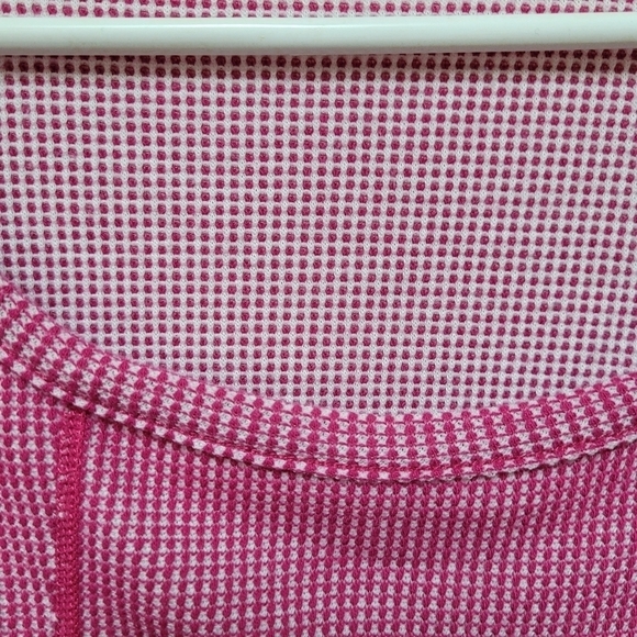 Reversible waffle knit top - Picture 3 of 5